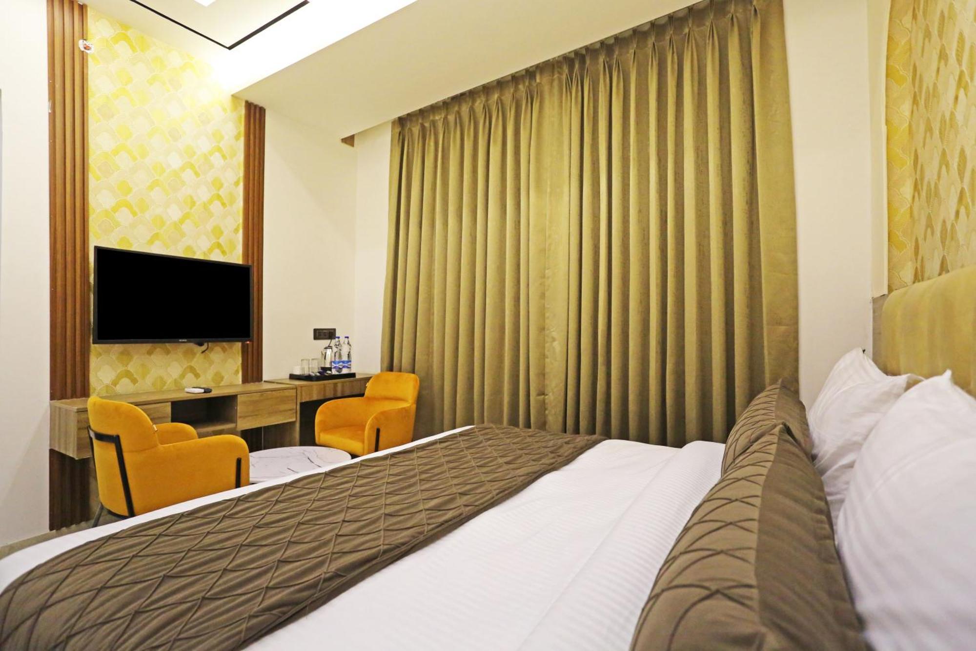 Hotel Hsp Plaza New Delhi Eksteriør billede