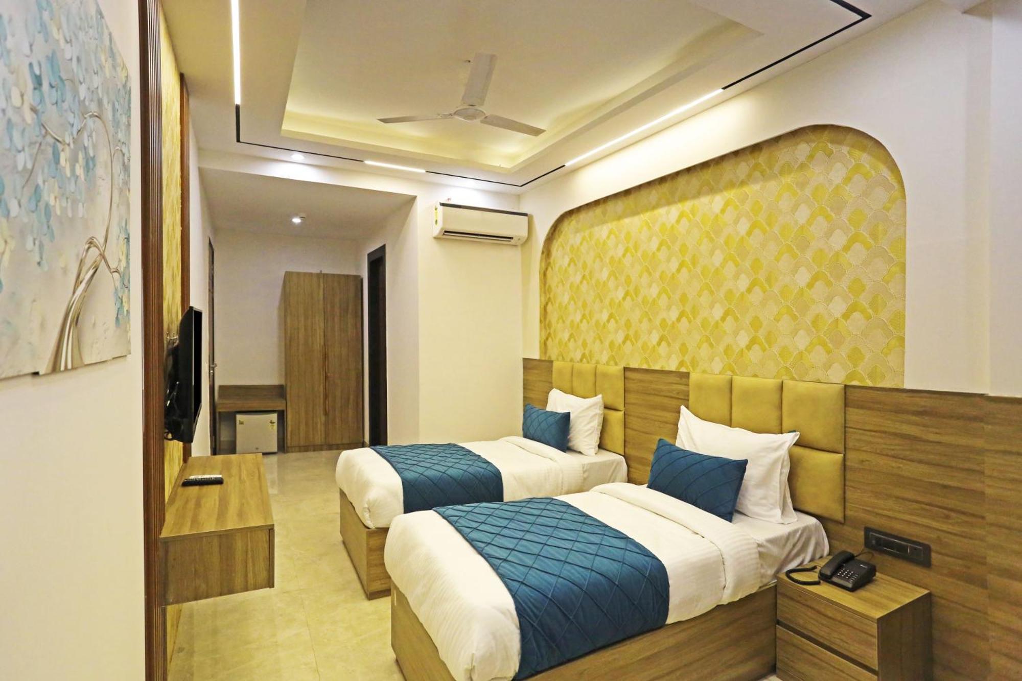 Hotel Hsp Plaza New Delhi Eksteriør billede