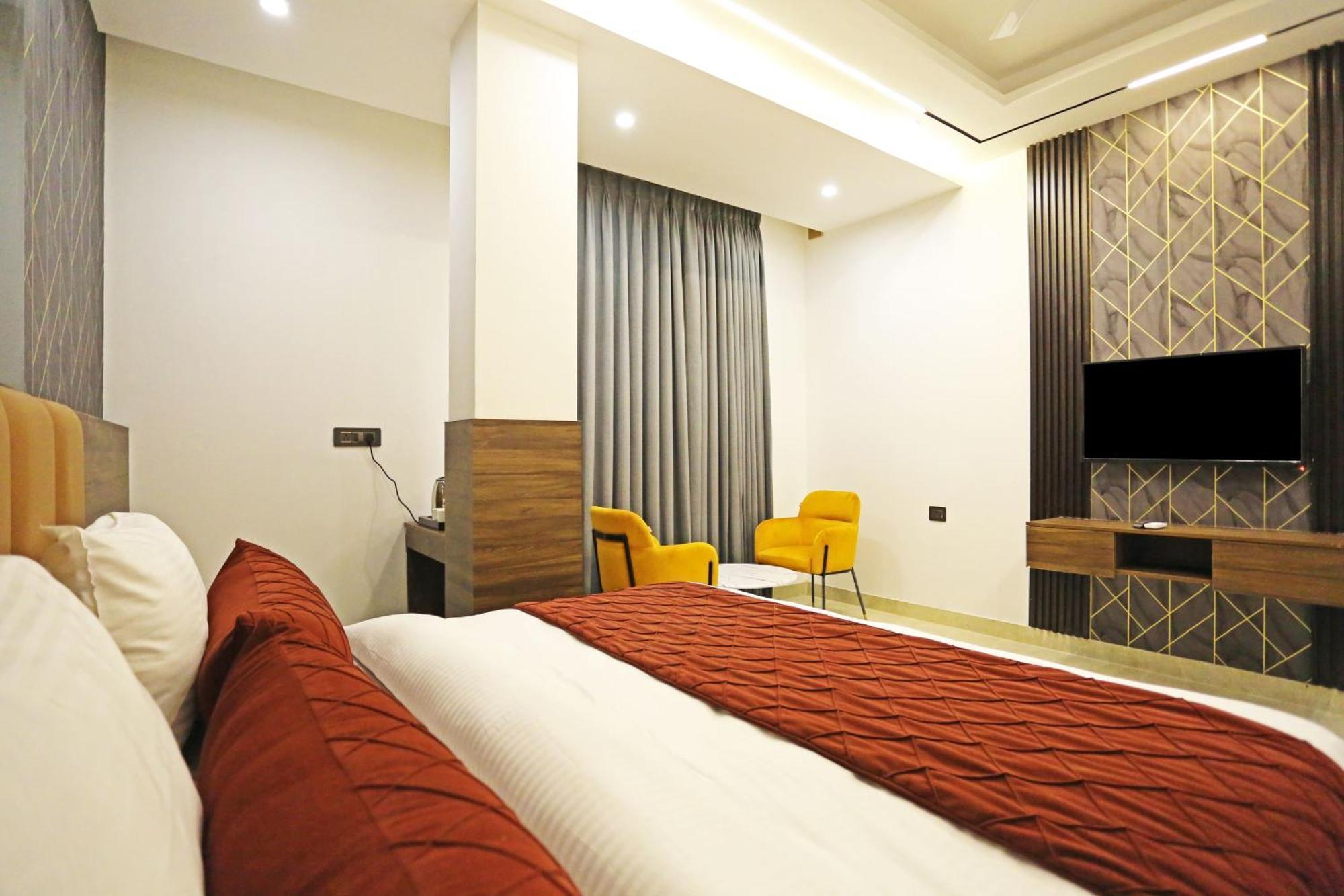 Hotel Hsp Plaza New Delhi Eksteriør billede