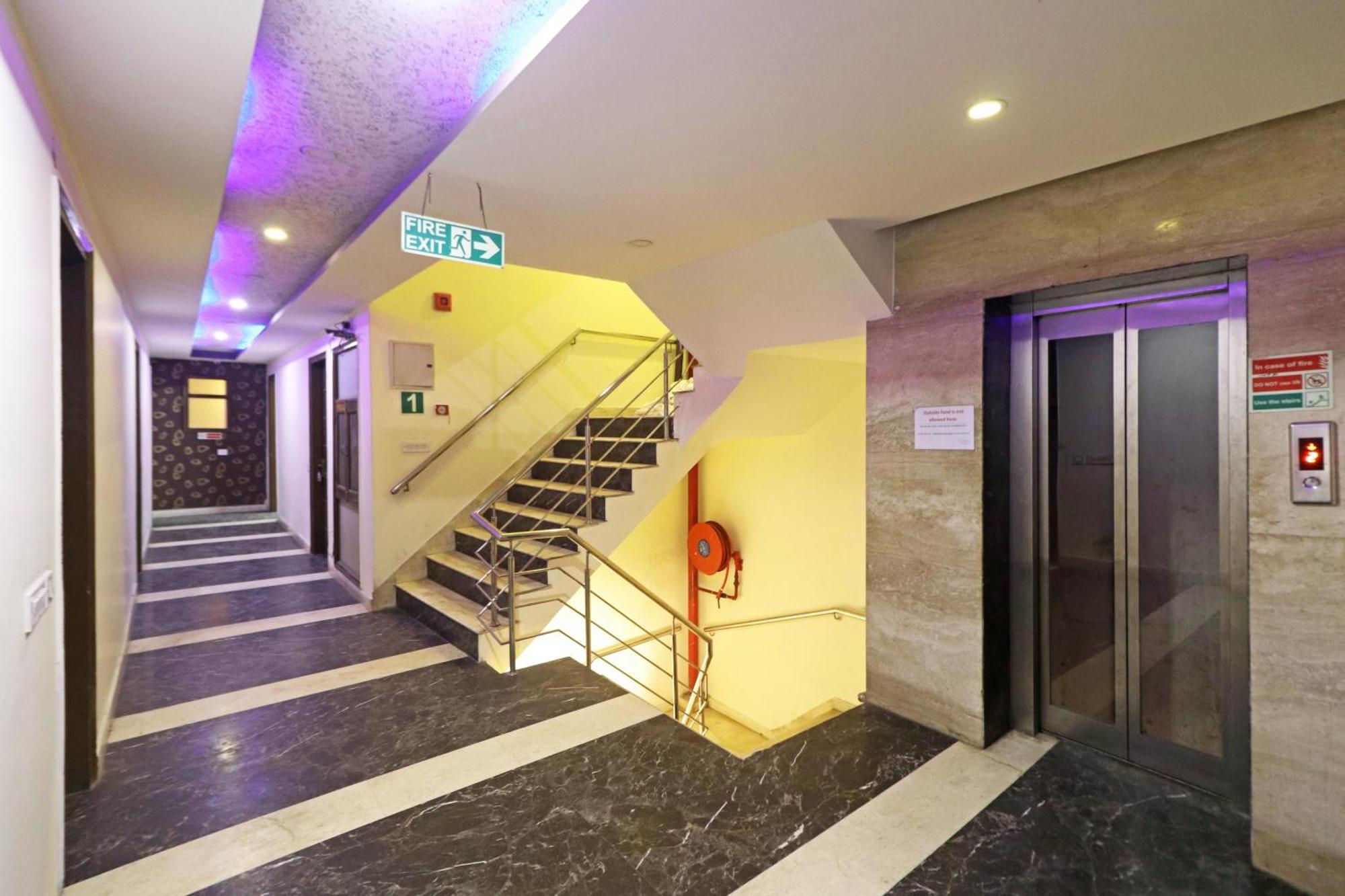 Hotel Hsp Plaza New Delhi Eksteriør billede